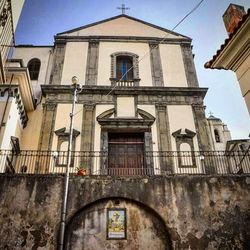 Visione da Cordarauro della facciata dell'Ascensione