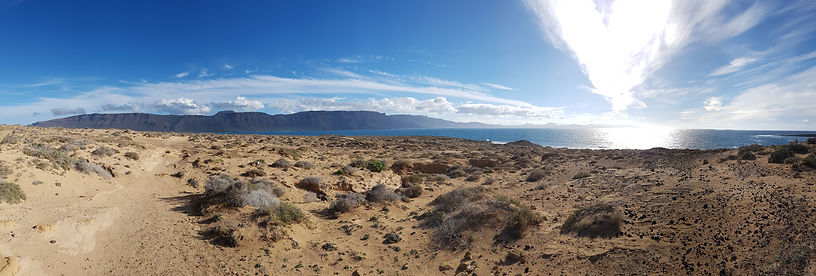 Eine Vision ist niemals plötzlich da. Sie ist schon immer in Dir,
und es braucht das Licht Deines inneren Feuers, damit sie sichtbar wird.