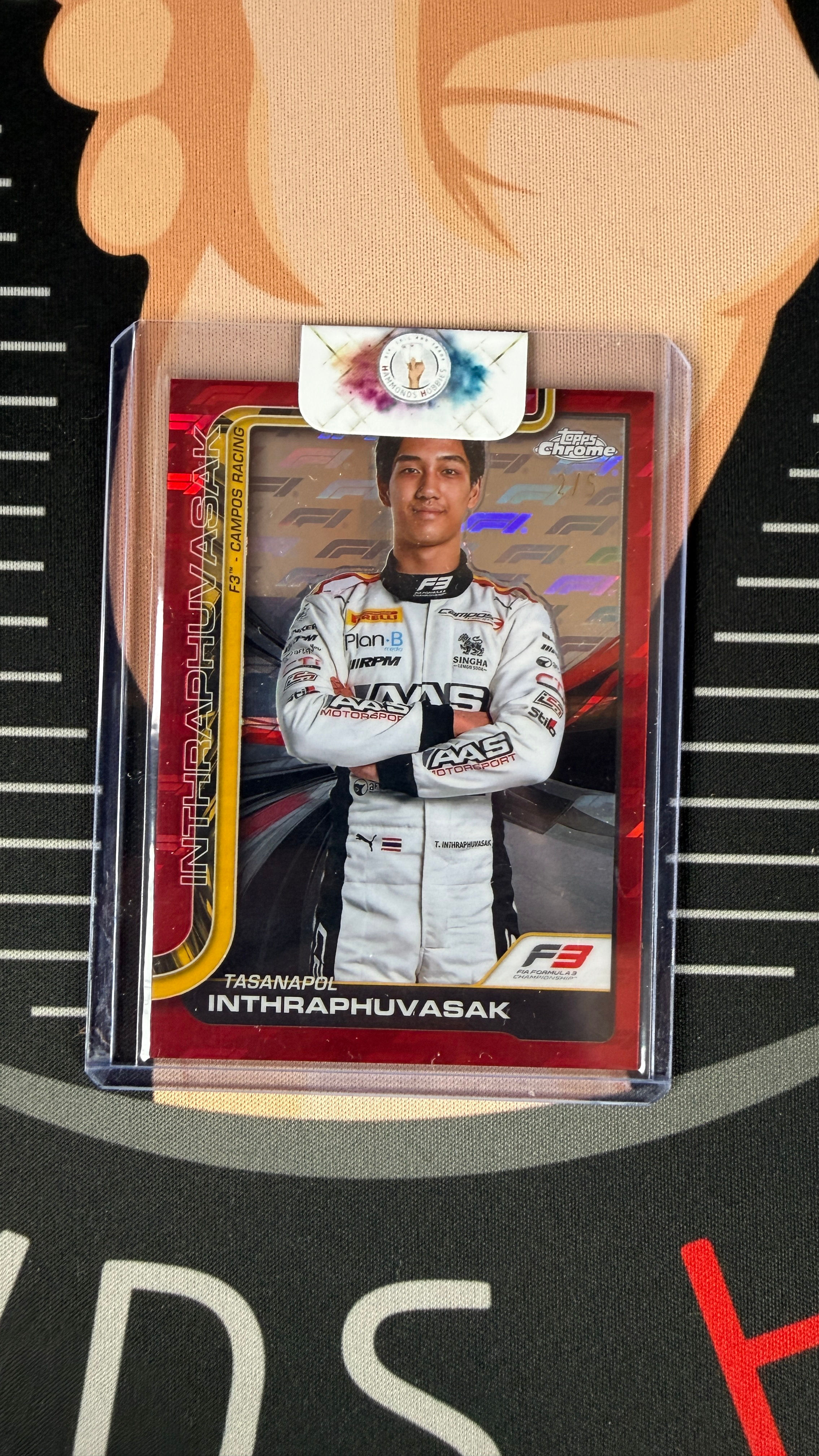 Topps F1 Logofractor 2025 Tasanpol Inthraphuvasak /5 Red parallel F3 Driver