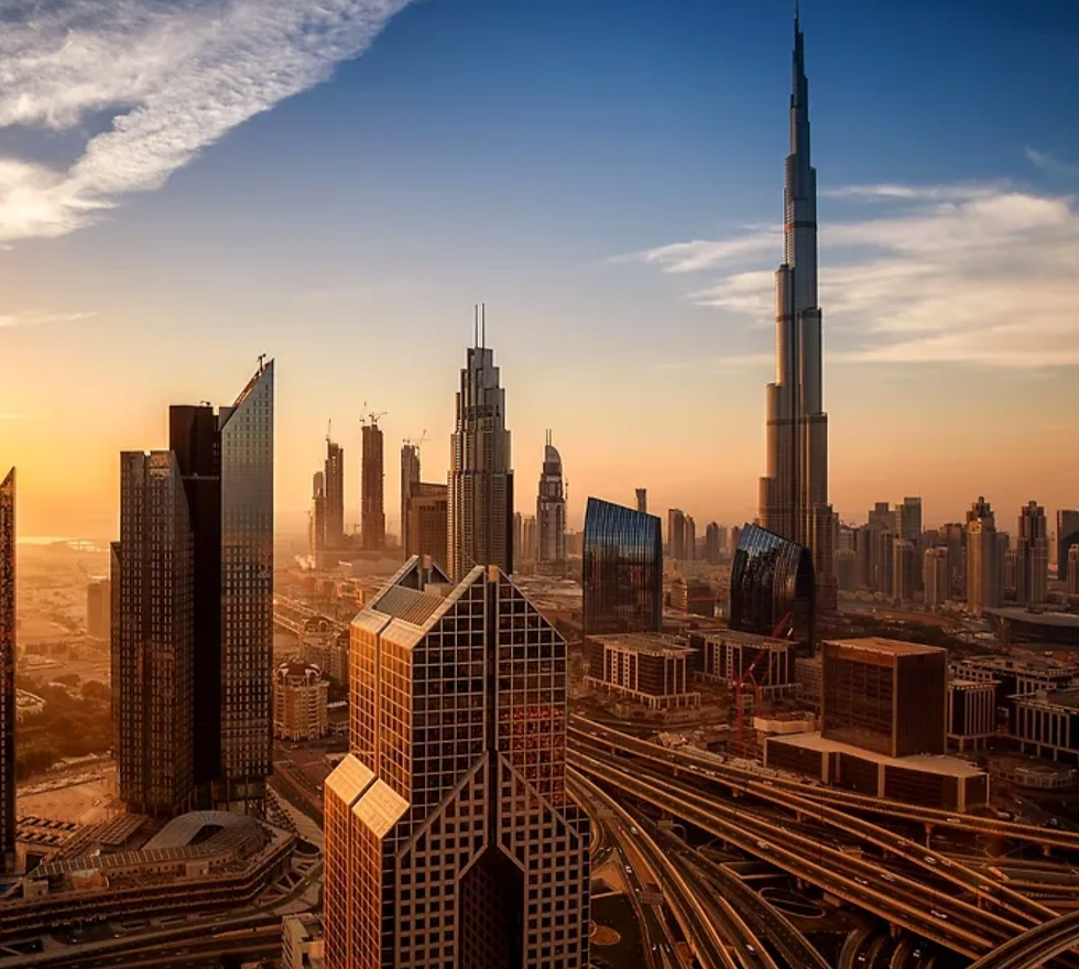 Miniatura: Dubai con Abu Dhabi
