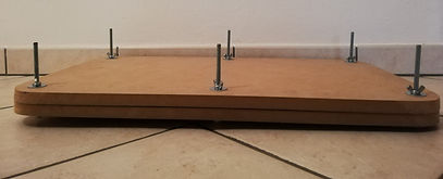 große Blumenpresse aus Holz mit sechs Schrauben