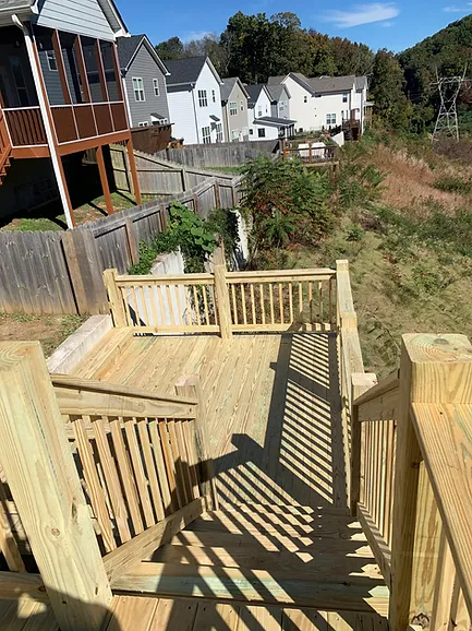 arellano construction | custom deck builder | Chattanooga, TN, USA