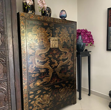Vintage hand-painted Chinese cabinet Twin dragon cabinet 
