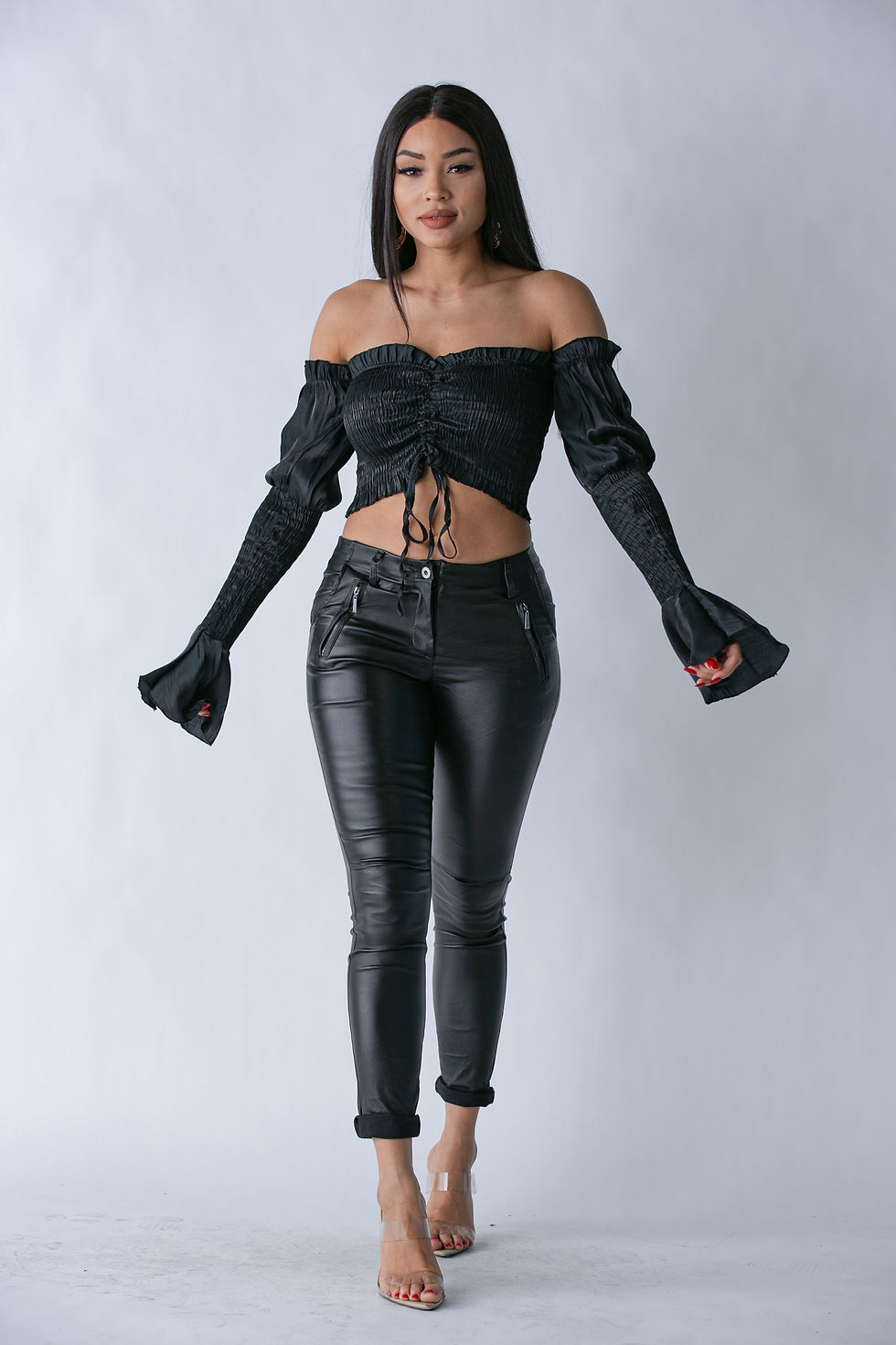 Thumbnail: Molda Crop Top