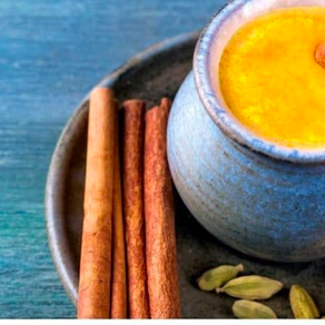 LECHE DORADA (GOLDEN MILK): LA BEBIDA AYURVÉDICA PARA YOGUIS