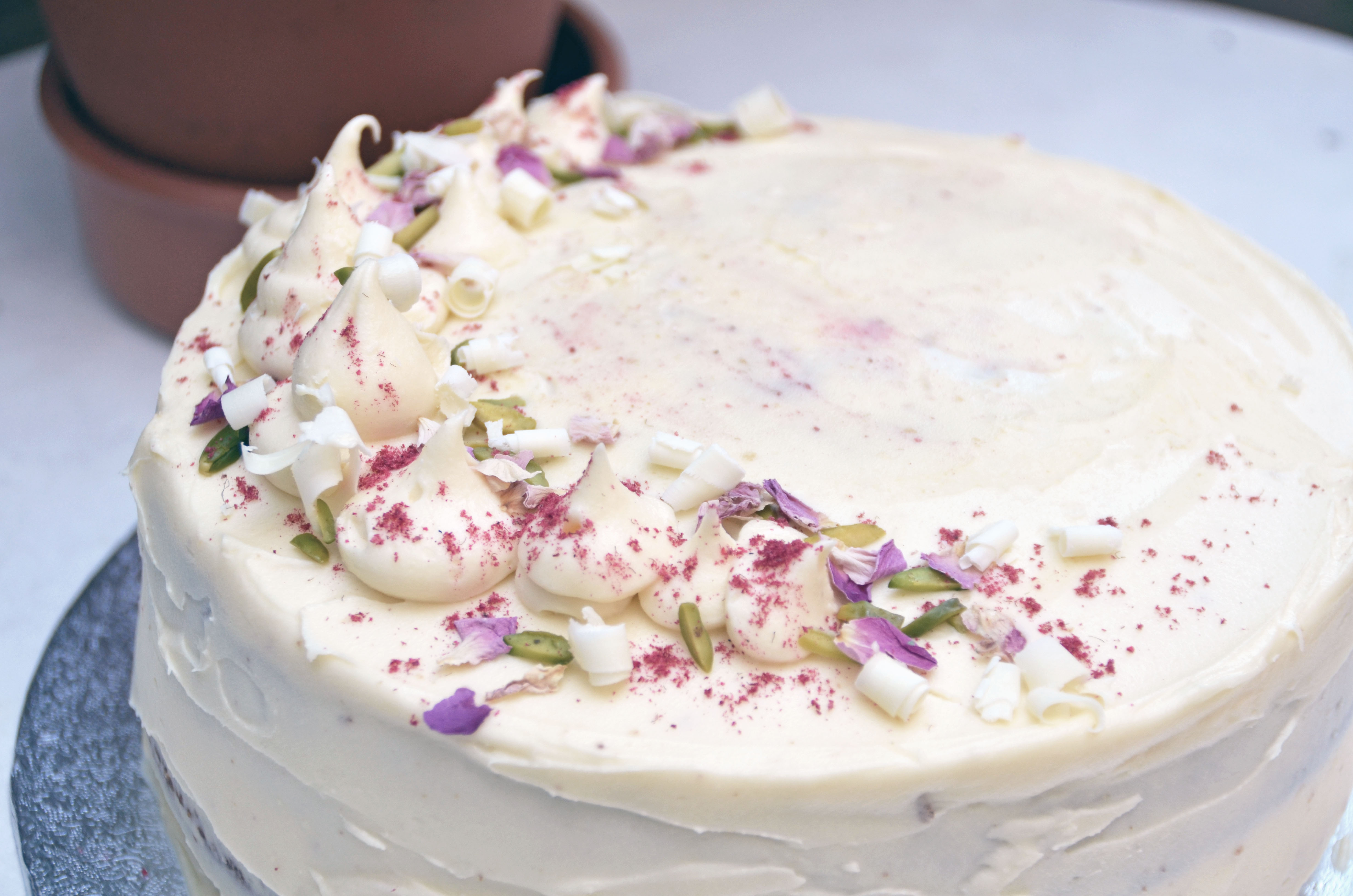 White Chocolate,Pistachio & Cardamom