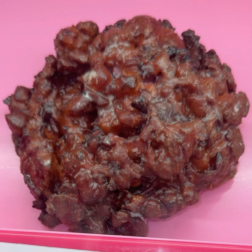 @bunnieskitchen Pinkbox Doughnuts Da Blueberry Fritter - Show Offs