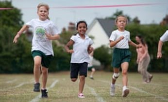 Three-young-girls-head-fo-008.jpg