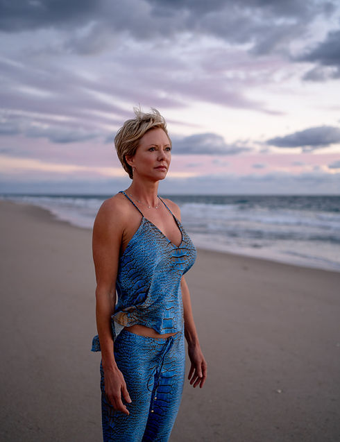 goddess-kellie-7_30.jpg