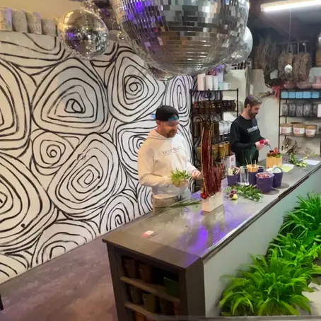 Behind the Scenes at bloombudz