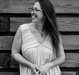 Shari-Headshots-Download-18.jpeg
