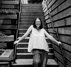 Shari-Headshots-Download-36.jpeg