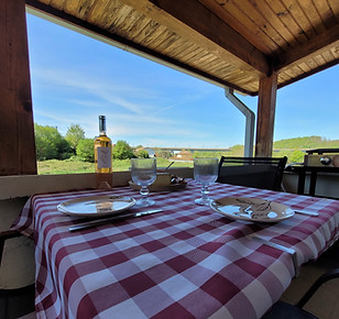 Table terrasse.jpg