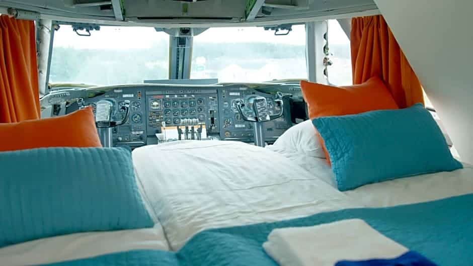 Jumbo Jet Stay Cabin