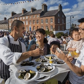 Shuck, Sip, and Celebrate: Galway International Oyster Festival!
