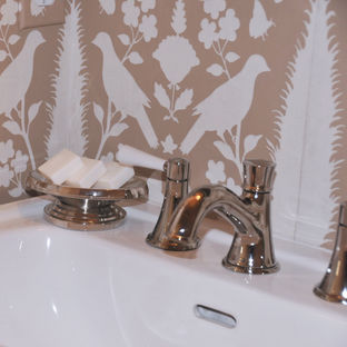 Schumacher wallpaper Chenenceau