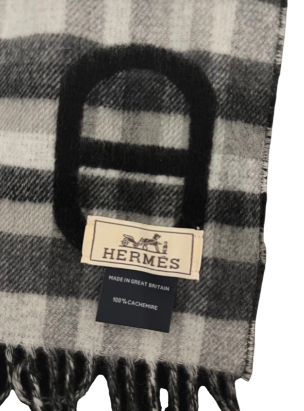 Thumbnail: Hermes Chaine d'Ancre Cashmere Scarf