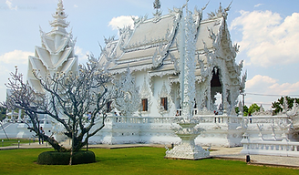 temple blanc Chiang Rai.png