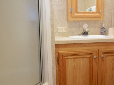 Elk-Forest-Tiny-Home-Maggie-Valley-Cabin-Rentals-and-yurts