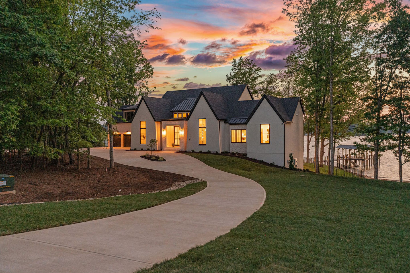 127 tinker place Troutman, NC custom home builder CTR Custom Homes back of house