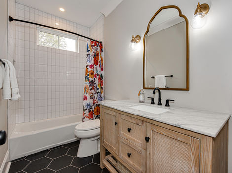 Ashbrook-Major-Renovation-by-Alison Hall Architect