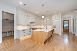 Custom-Home-Cotswold-by-Seneca-Building-Group (8).jpg