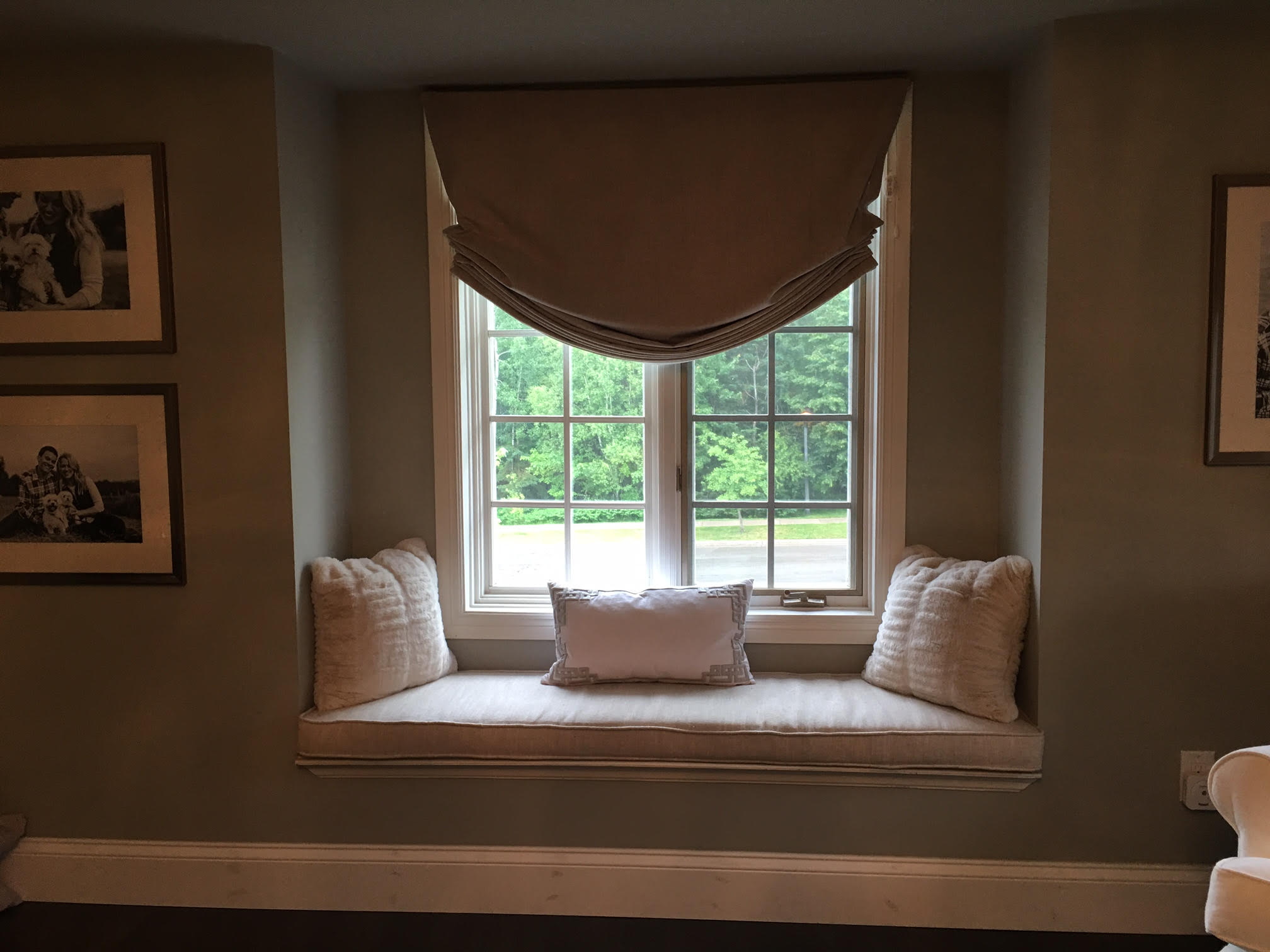 Windows seat cushions custom made