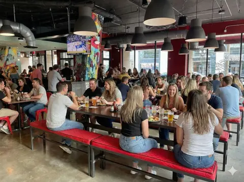 Quincy Bar customers