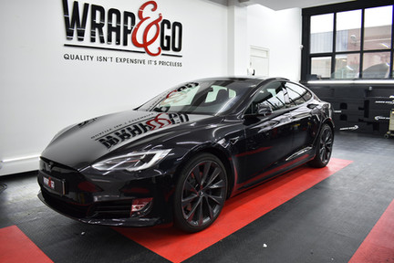 Tesla Model S Car Wrap Chrome Delete