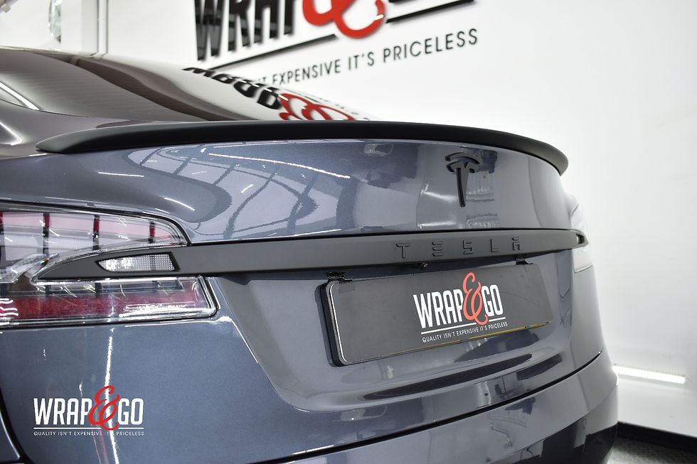 Thumbnail: Tesla Model S Carbon Spoiler - Glanzend. Incl montage