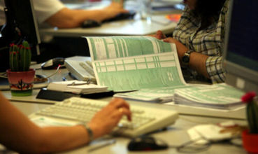 Αντίστροφη μέτρηση για την έκπτωση 3% στις φορολογικές δηλώσεις