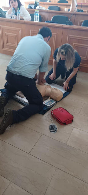 Σεμινάριο εκπαίδευσης ΚΑΡΠΑ και χρήση φορητού απινιδωτή στους υπαλλήλους του Δήμου Αλμωπίας