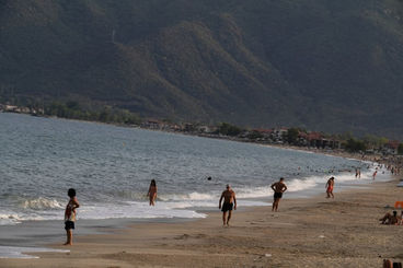 Μίνι καύσωνας με 37αρια: Πότε και πού θα έχουμε πολλή ζέστη