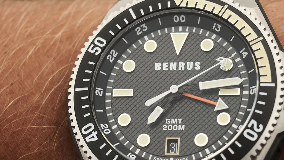 200 meters water resistant automatic watch, GMT watch, dive watch, Benrus Type 3X Zulu