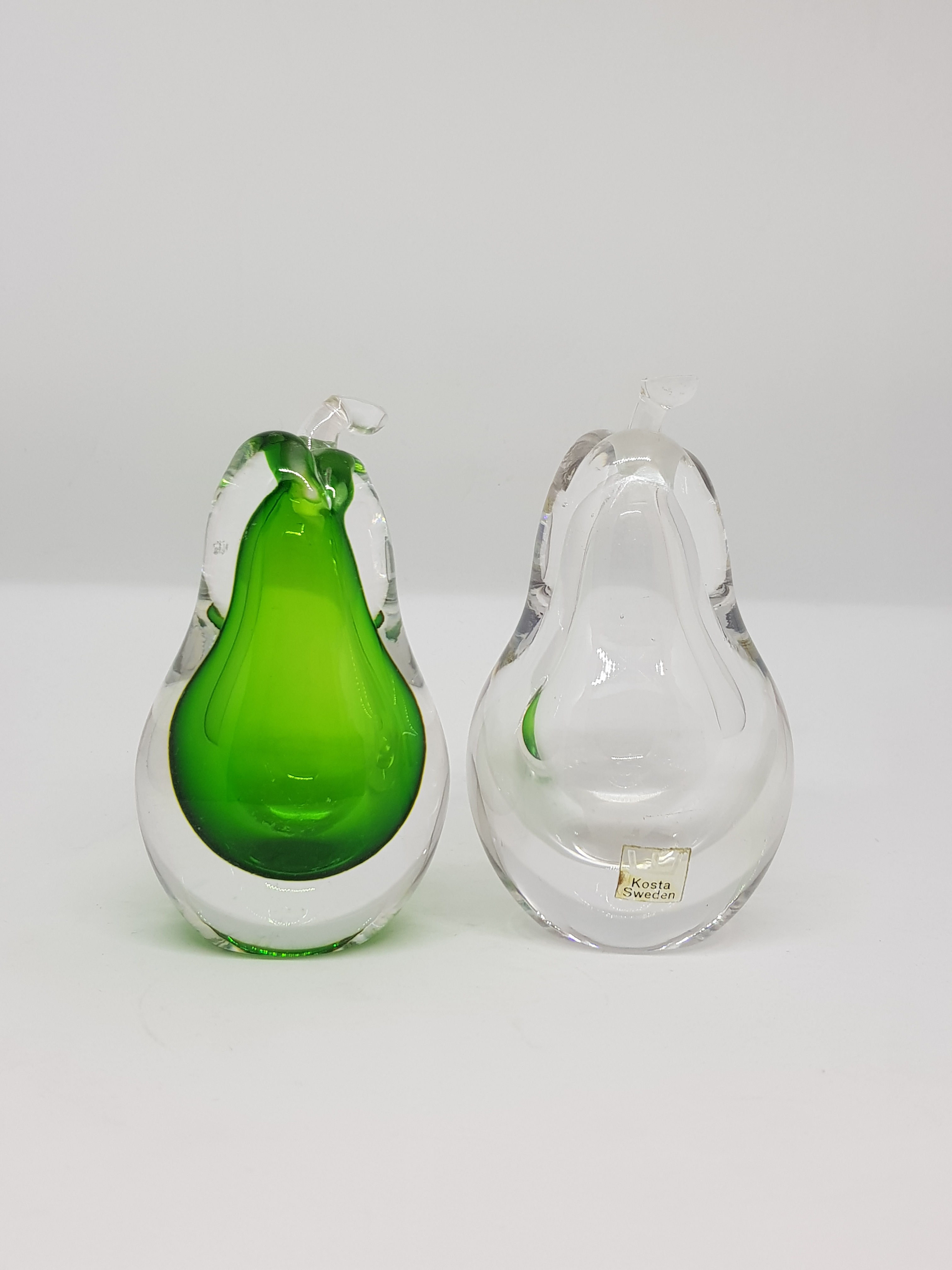 Vicke Lindstrand Kosta perfume bottle