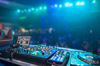 dj evenementiel paris.jpeg
