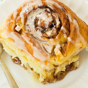 Apple Cinnamon Sweet Roll