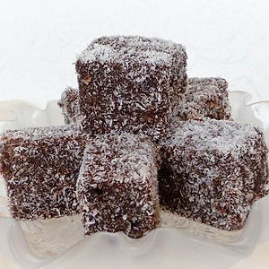 Coconut Honey Cookies / Kókusz Kocka / Lamingtons