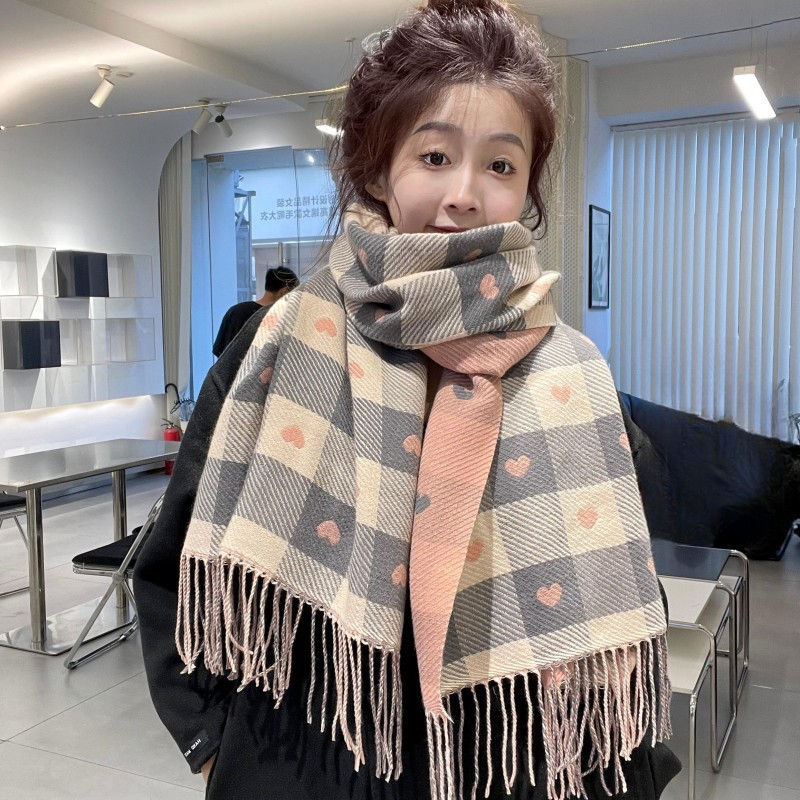 Thumbnail: Heritage Check & Heart Oversized Scarf