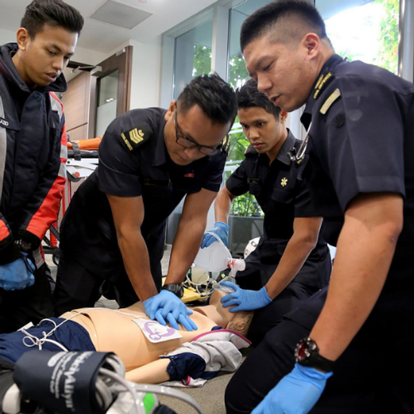 Monitoring emergency scene
