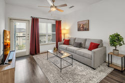 Private, luxury PIT crashpad apartments