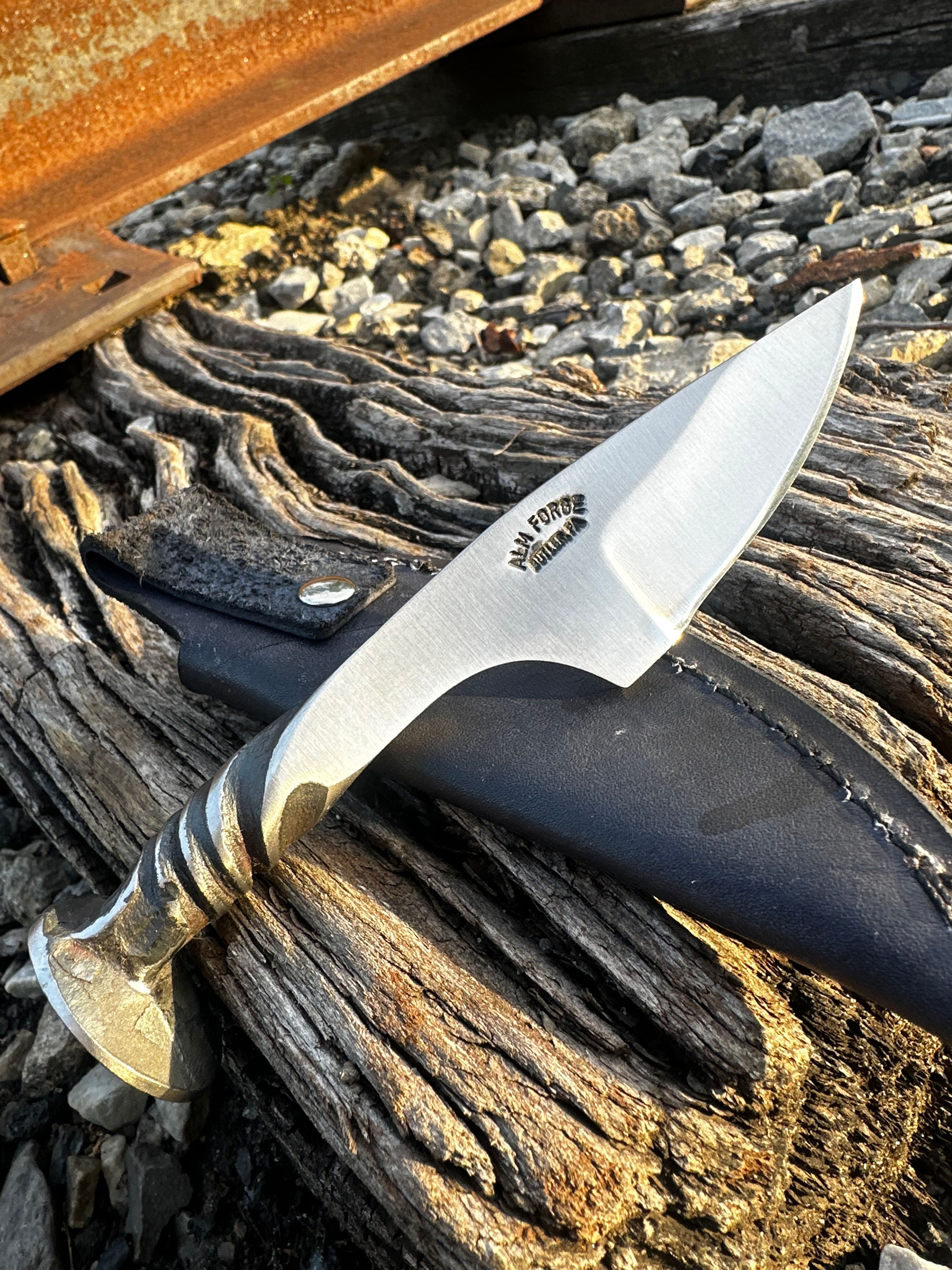 Mini Spike Knife