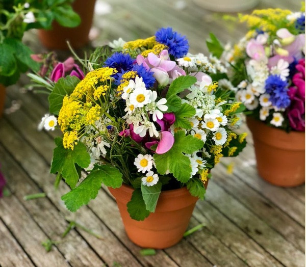 Francesca Sharp Flowers use delicate flowers in smaller arrangements