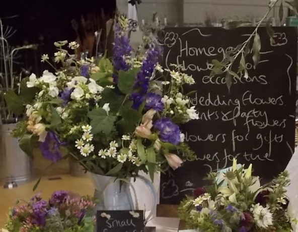 Francesca Sharp Flowers are available to order across Surrey and Hampshire