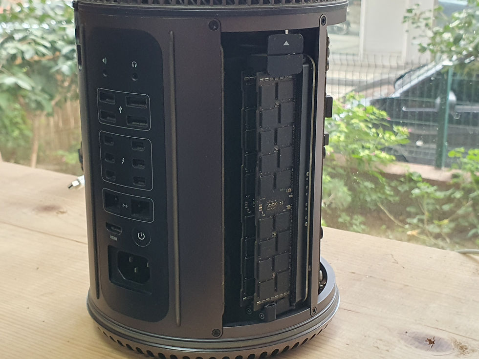 Миниатюра: Mac Pro (Late 2013) | 2.7GHz 12-Core Xeon | 64GB RAM | 1TB SSD | Dual D700 12GB