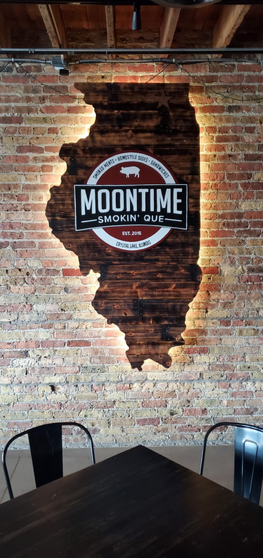 Moontime Smokin' Que Logo Sign
