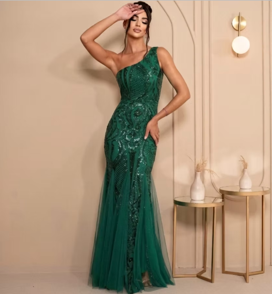 Escolhendo o Vestido Perfeito para Formanda: Guia Completo para Arrasar na Festa