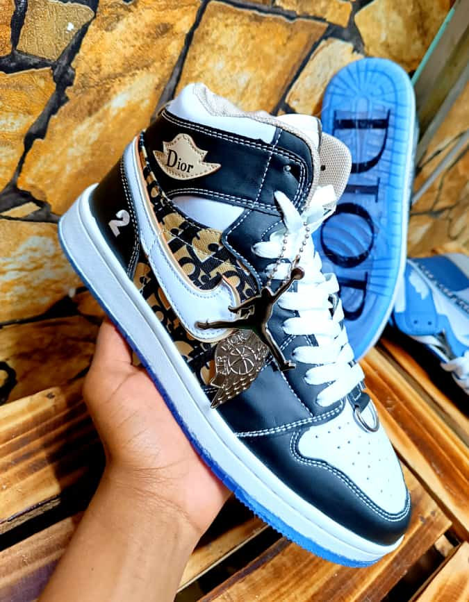 Thumbnail: DIOR JORDAN 1 