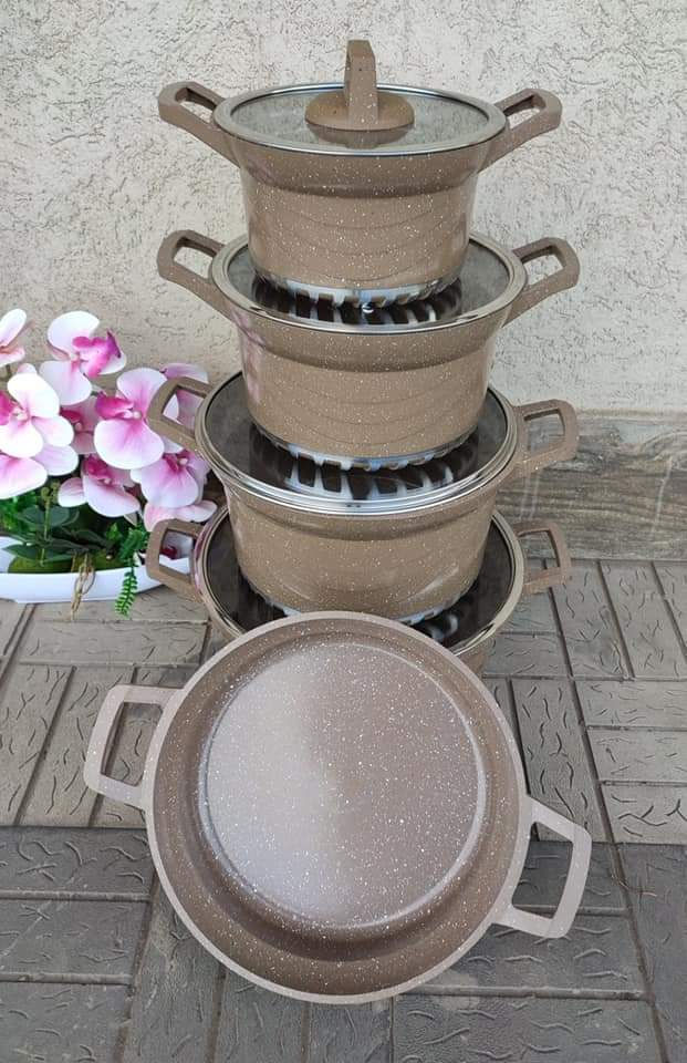 Thumbnail: 10pcs Bosch cookware set