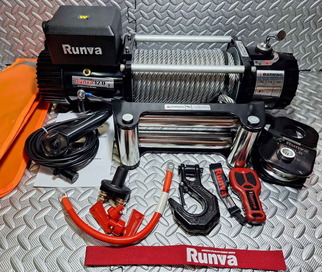 RUNVA WINCH  -  STEEL CABLE  12000LBS (5 443KG) 24V